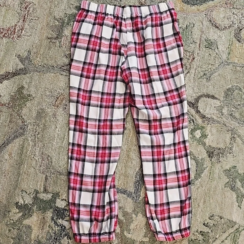 Victoria's Secret Pink and Black Plaid Pajama Pants